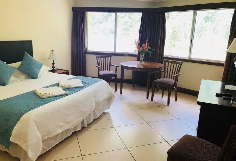 ホテル Pacific Gardens