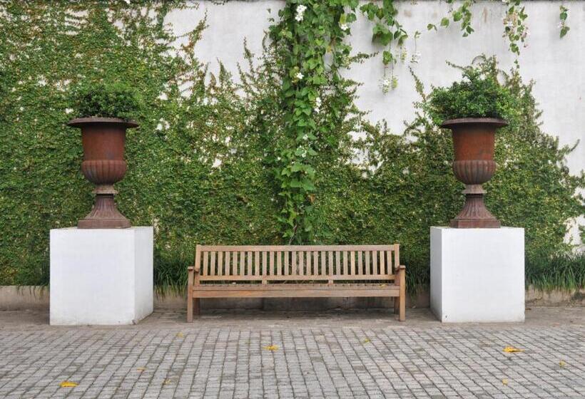 ホテル Paradise Road  Tintagel Colombo