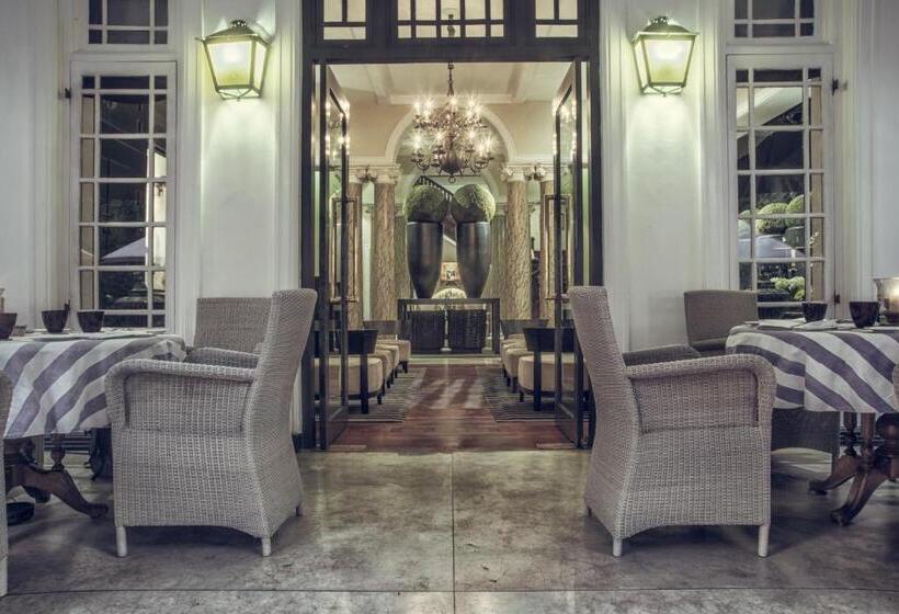 ホテル Paradise Road  Tintagel Colombo