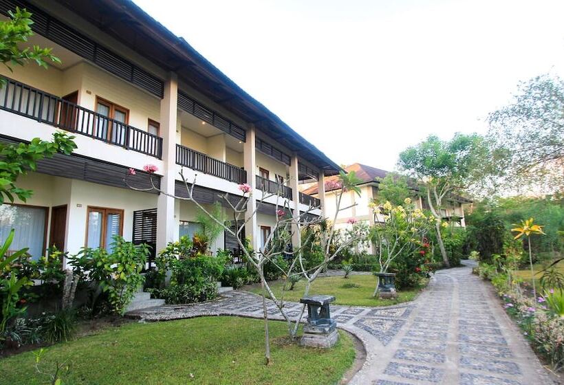 Hotel Puri Sari Beach