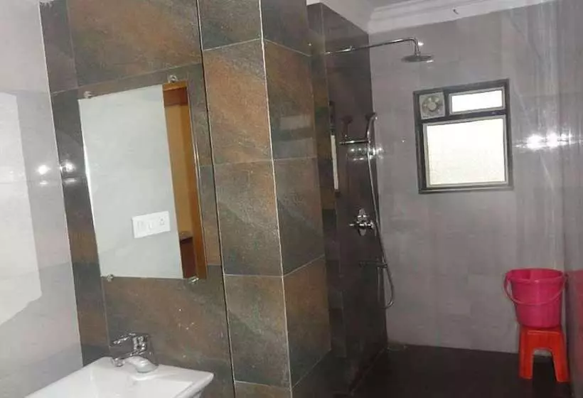 Hotelli Riviera Executive
