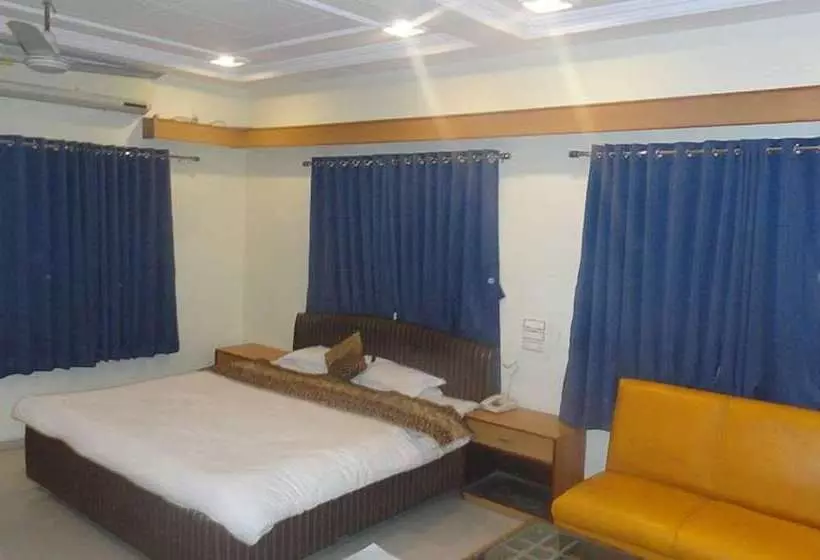 Hotelli Riviera Executive