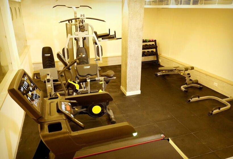 בית מלון כפרי The Singh Empire, New Delhi