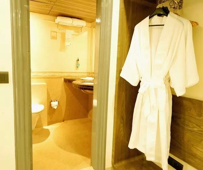 בית מלון כפרי The Singh Empire, New Delhi