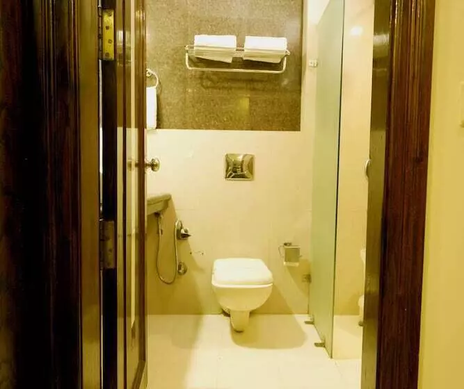 בית מלון כפרי The Singh Empire, New Delhi