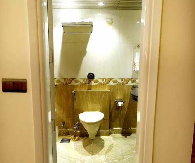 בית מלון כפרי The Singh Empire, New Delhi