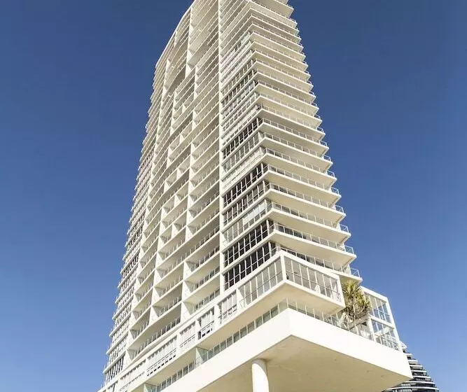 Otel Ultiqa Air On Broadbeach