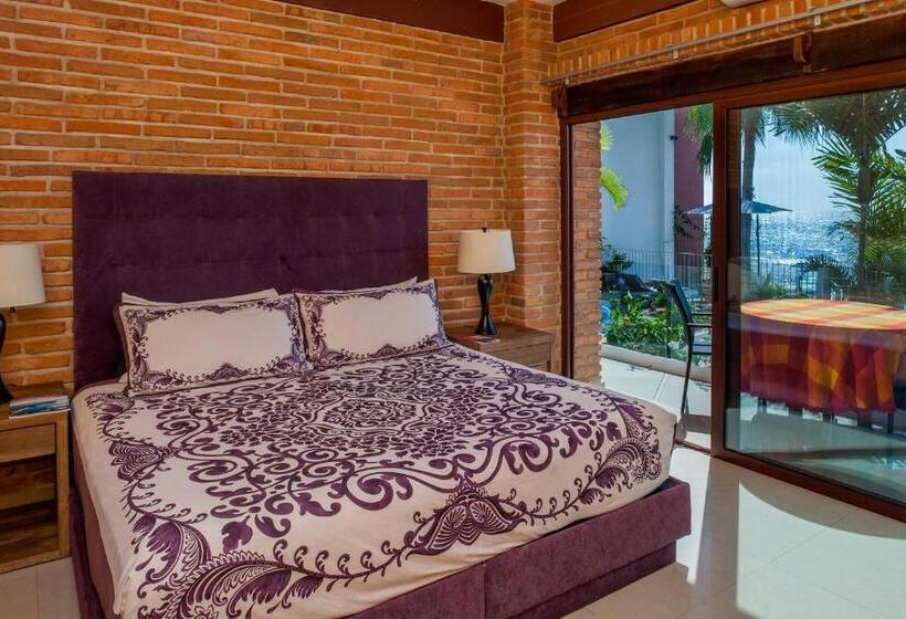 فندق Vallarta Shores Beach