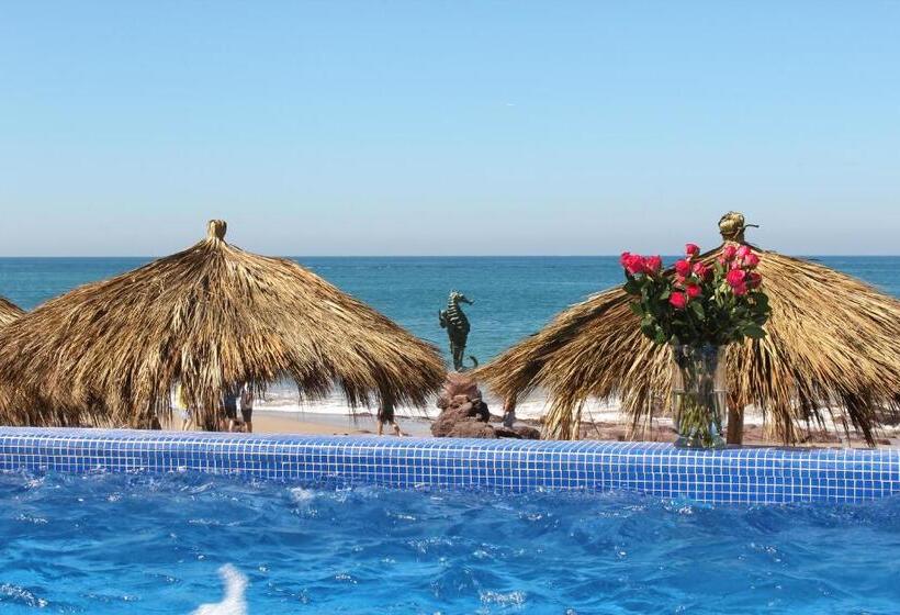فندق Vallarta Shores Beach