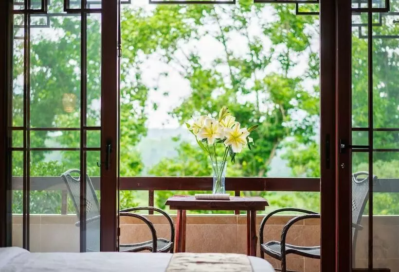 Hotel Yangshuo Riverview