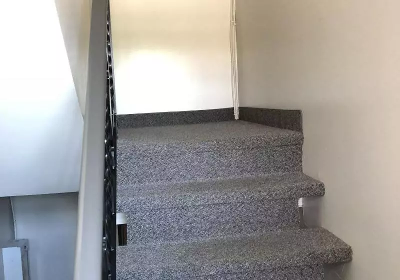 Мотель Budget Lodge