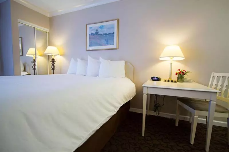 모텔 Glenwood Inn & Suites