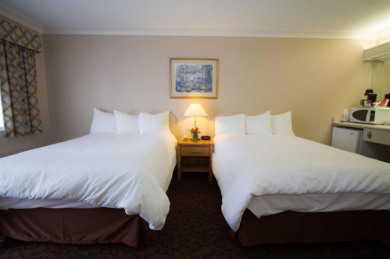 モーテル Glenwood Inn & Suites