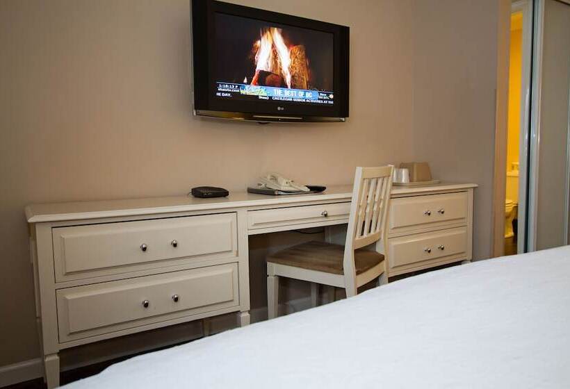 モーテル Glenwood Inn & Suites