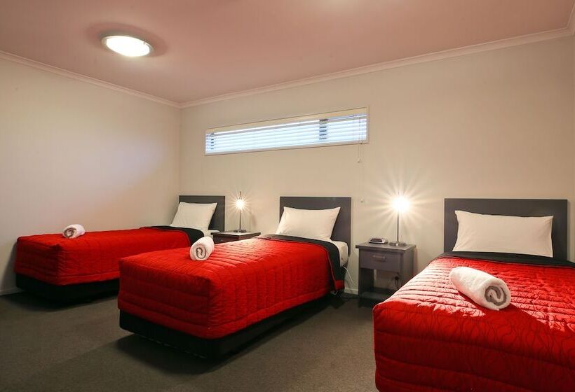 Мотель Oamaru Motor Lodge