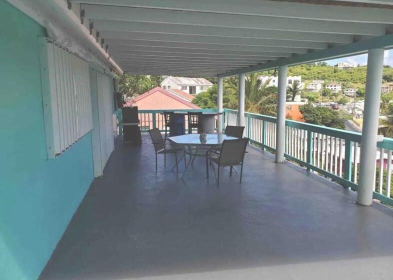 پانسیون Annasville Comfort Studio