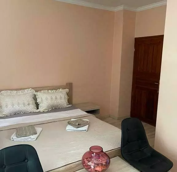 تختخواب و صبحانه Guesthouse Petrović
