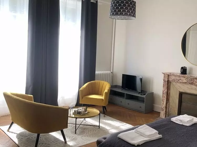 پانسیون La Grande Maison Mazamet