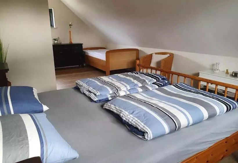 ペンション Logement De Garage