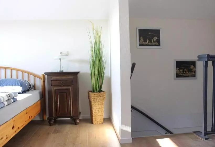 ペンション Logement De Garage