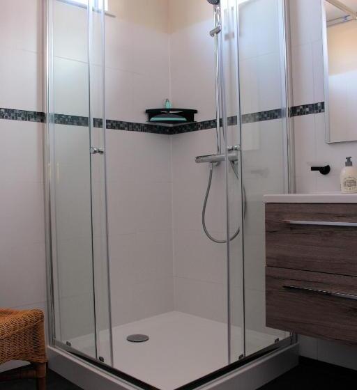 بنسيون Logement De Garage