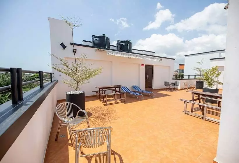 Washington Court Apartments