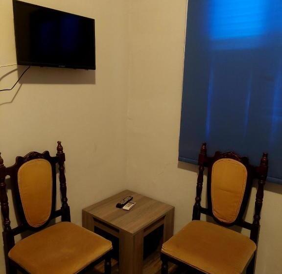 هاستل Cottage Heights