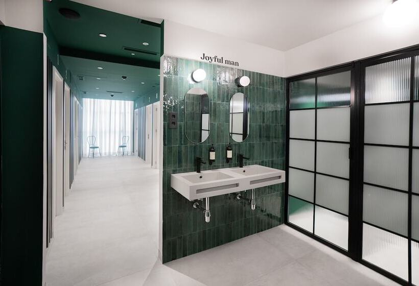 Coeo Pod Hostel Part Of Coeo Experience