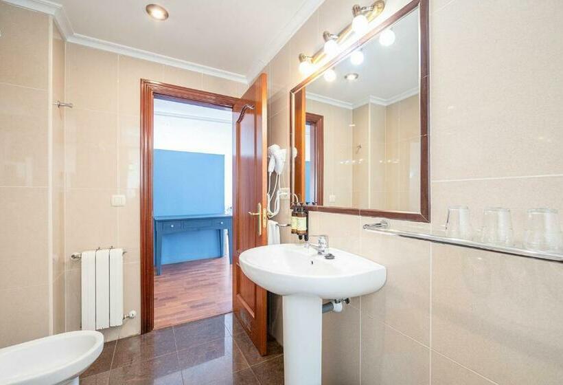 Hotel Puerto De Candás