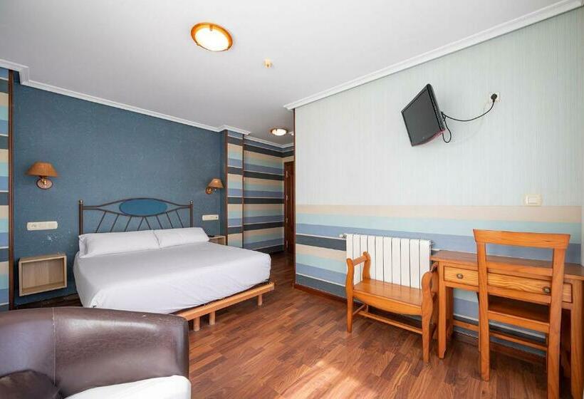 Hotel Puerto De Candás