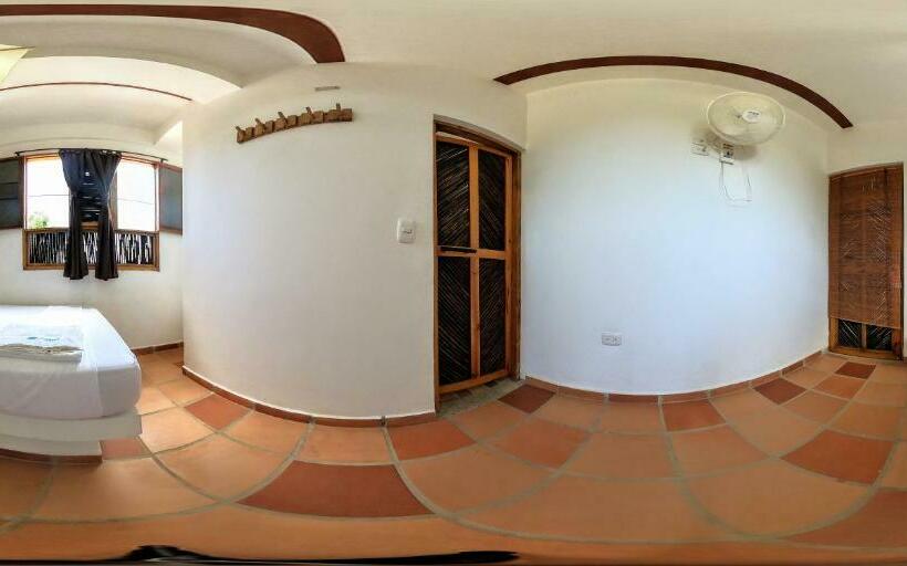 پانسیون Donama River