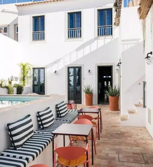 Hotelli Casa Rosa Villa With Pool In Olhao Centre