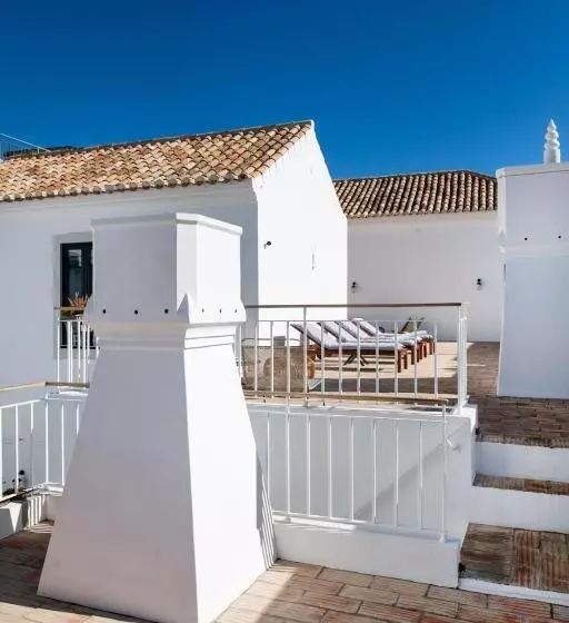 Hotelli Casa Rosa Villa With Pool In Olhao Centre