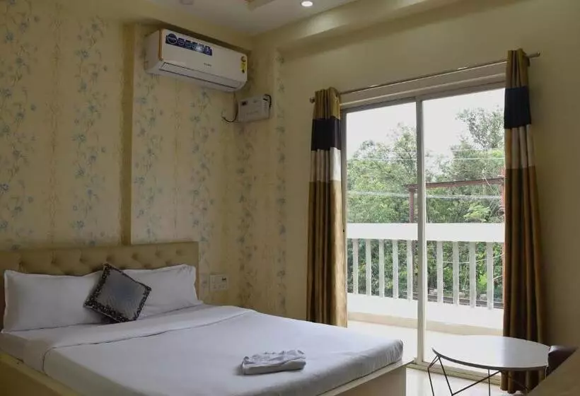 Hotel Citrine