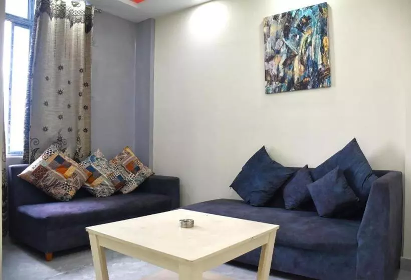 Hotel Citrine