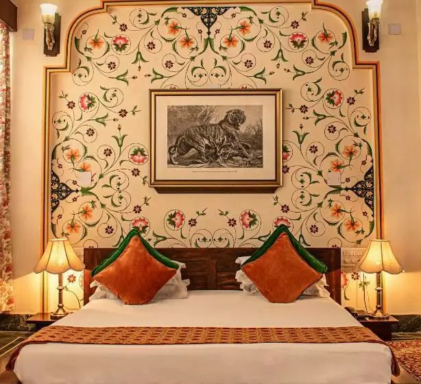 ホテル Diggi Palace   A City Center Hidden Heritage Gem