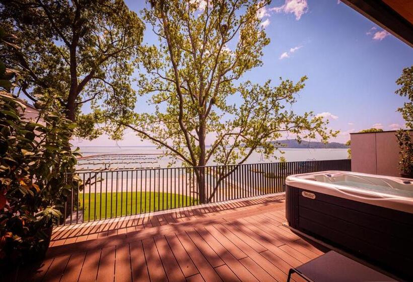 Hotelli Lua Resort   Adults Only