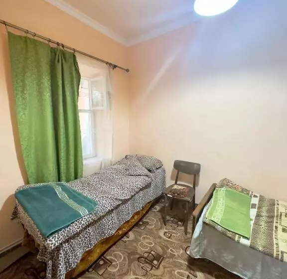 پانسیون Nunson Guest House