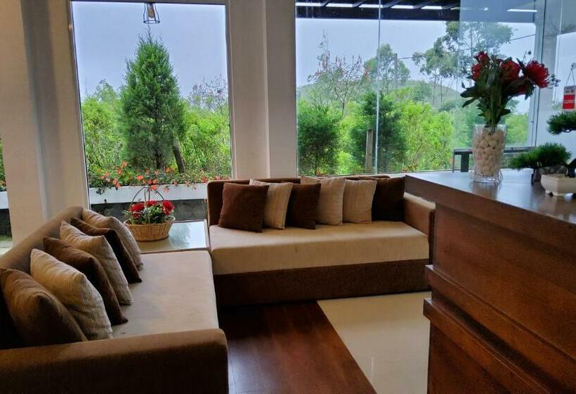 Thimaya Holiday Resort