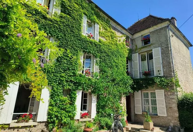 Aamiaismajoitus (B&B) Le Grand Barrois