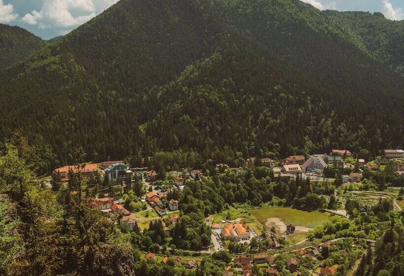 هتل Art E Boutique Rooms