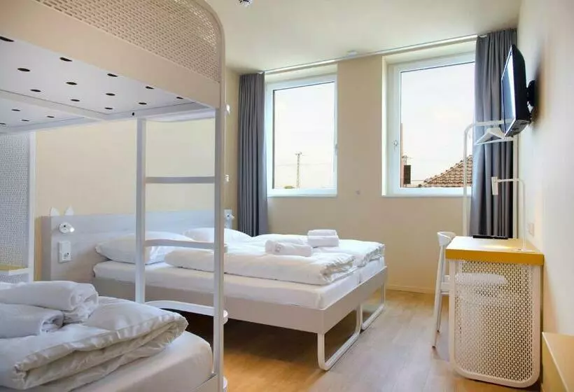 Meininger Hotel Bremen Hauptbahnhof