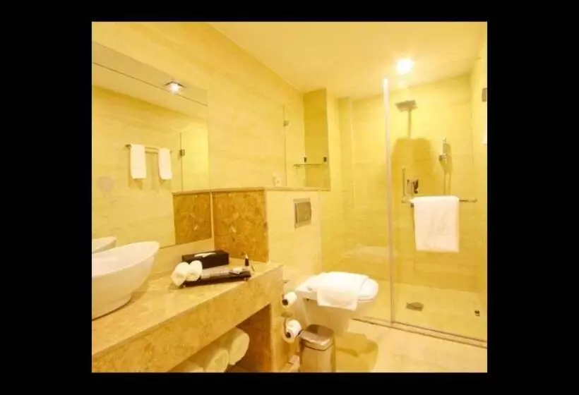 پانسیون Room In Bb   Prideinn Azure Hotel Nairobi 2