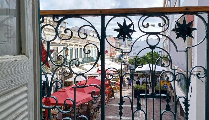 هاستل A Casa Do Tenente