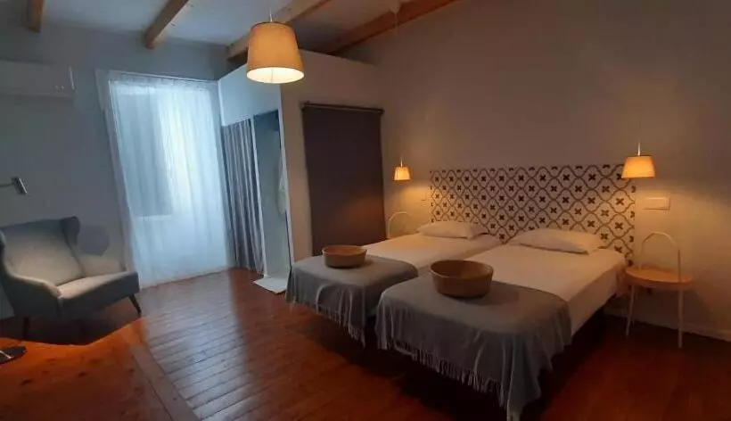 هاستل A Casa Do Tenente