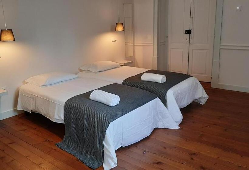 هاستل A Casa Do Tenente