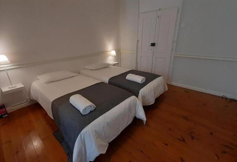 هاستل A Casa Do Tenente