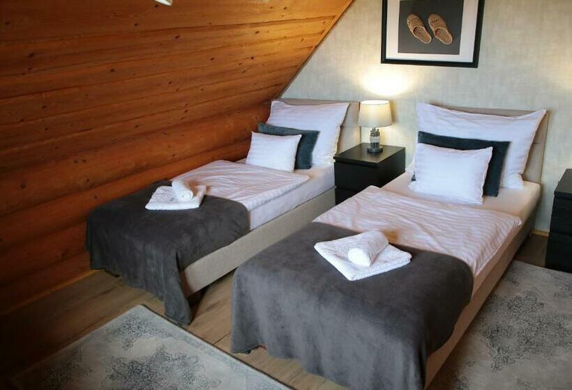 فندق صغير Székelyföld Fogadó