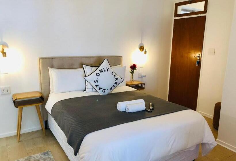 مبيت وإفطار Bluebanana Lodge