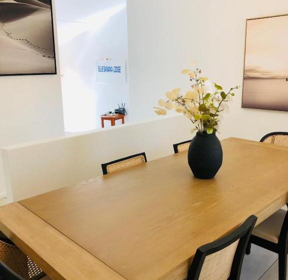 مبيت وإفطار Bluebanana Lodge